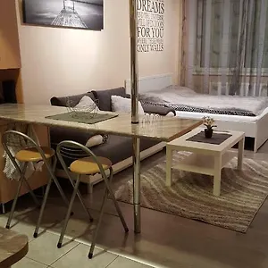 Liget Apartment, Terrace, Free Parking, Ac Apartman